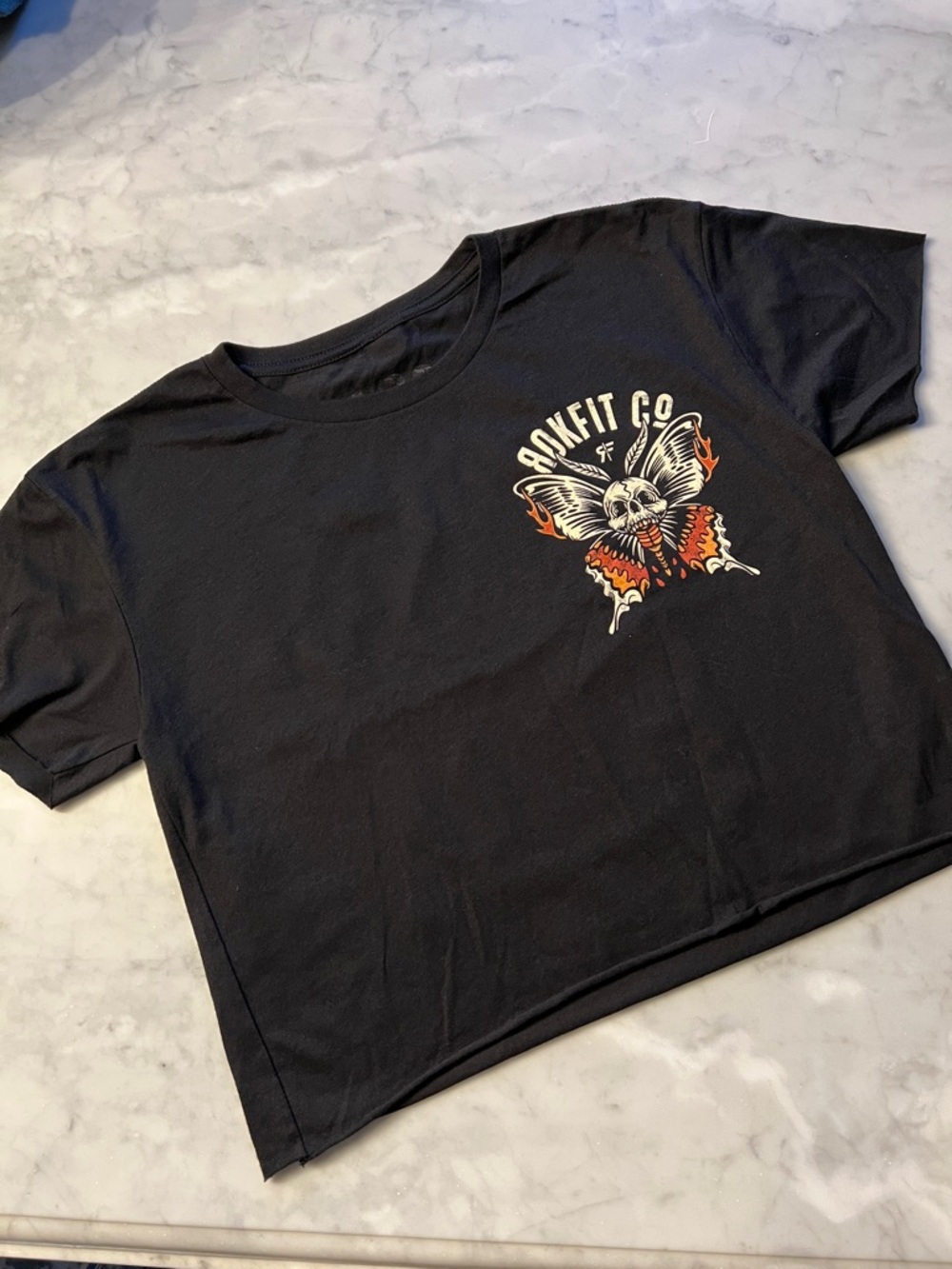 RokFit Change Begins with Discomfort cropped tee. Medium. Skull. New. NWOT - Picture 3 of 5